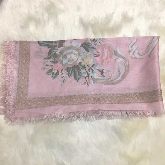 ๐ธ Glam Feminine Dainty Floral Square Scarf Soft Pastel Pink+Sage Green Floral - Picture 6 of 16
